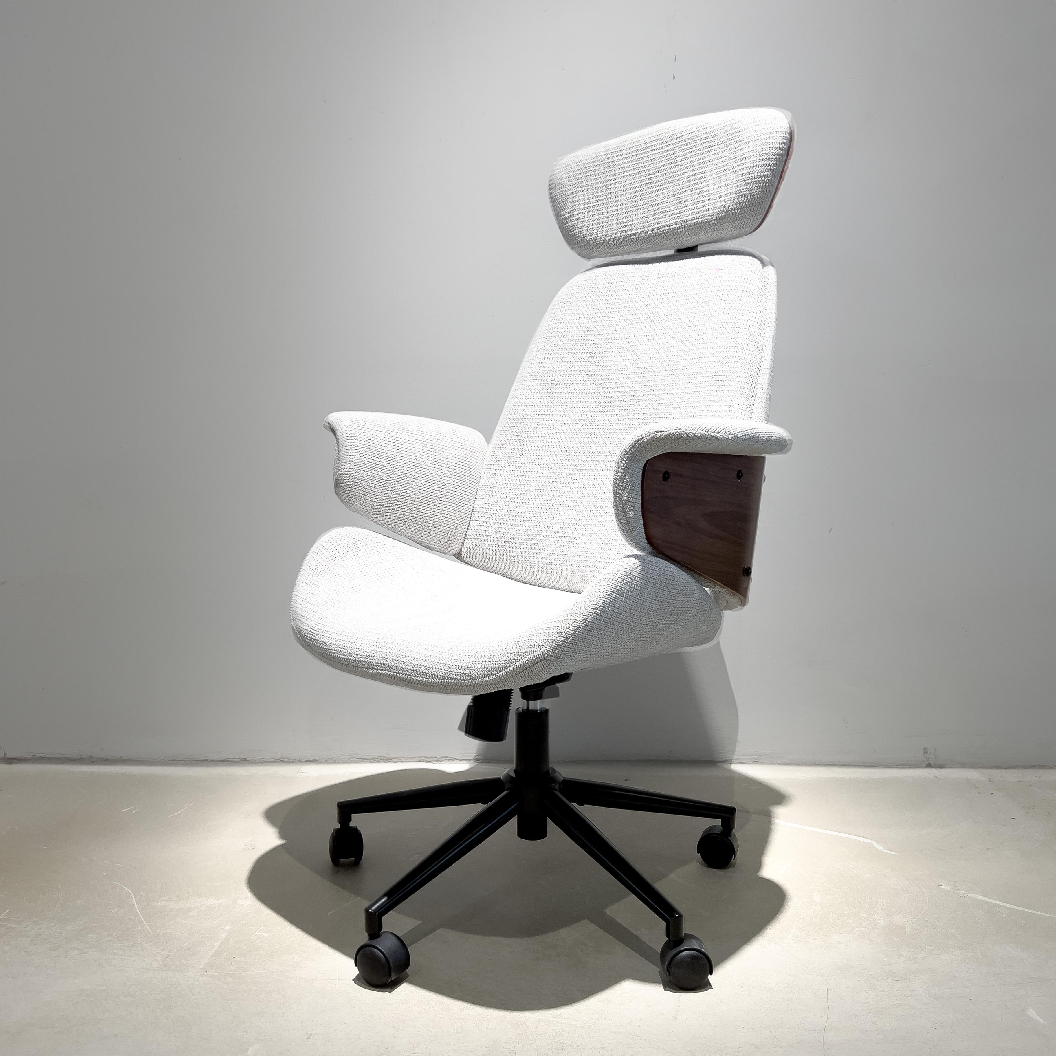 NordicEase Comfort Office Chair