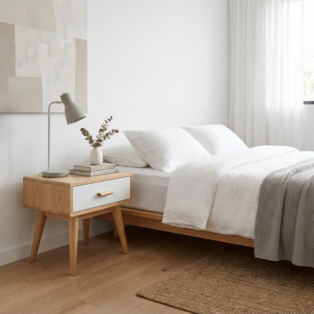 HOLLYWOOD Solid Rubber Wood Bed Side Table